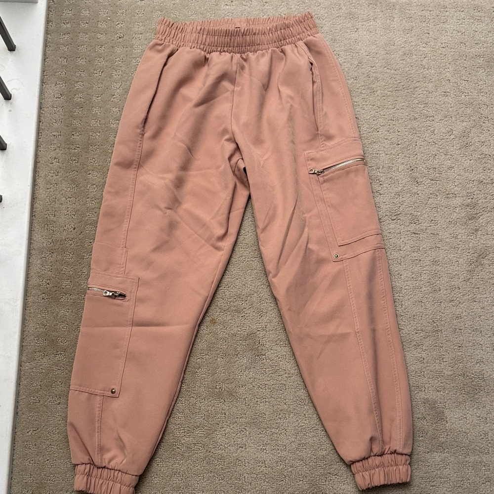 Zara Pink Loose Fitting Gathered Bottom Pants